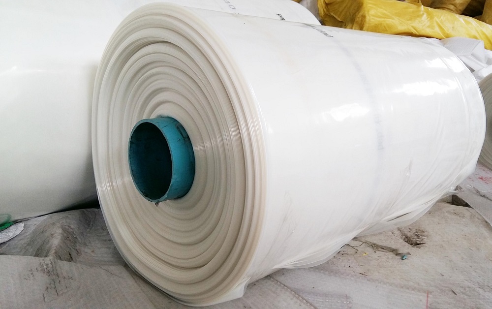 薄膜温室大棚的膜安装和使用注意